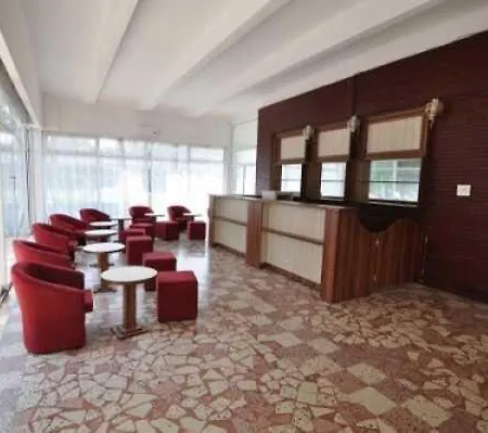 ホテル Siret サターン