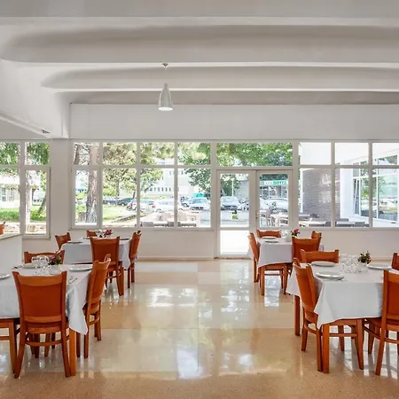 Siret Hotel 3*