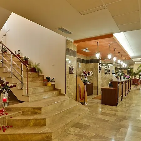 Hotel Siret 3*